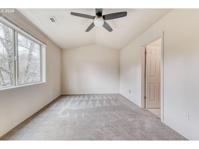 38573 CASCADIA VILLAGE Dr, Sandy, OR 97055