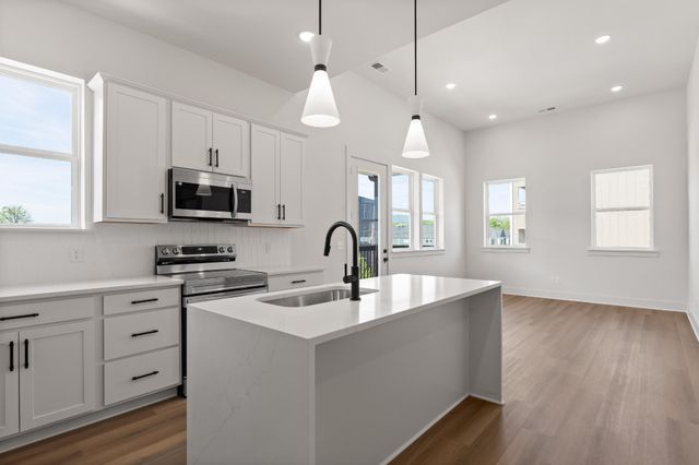 1792 S Watkins Street, Chattanooga, TN 37404
