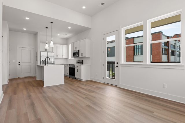 1792 S Watkins Street, Chattanooga, TN 37404