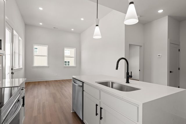 1792 S Watkins Street, Chattanooga, TN 37404