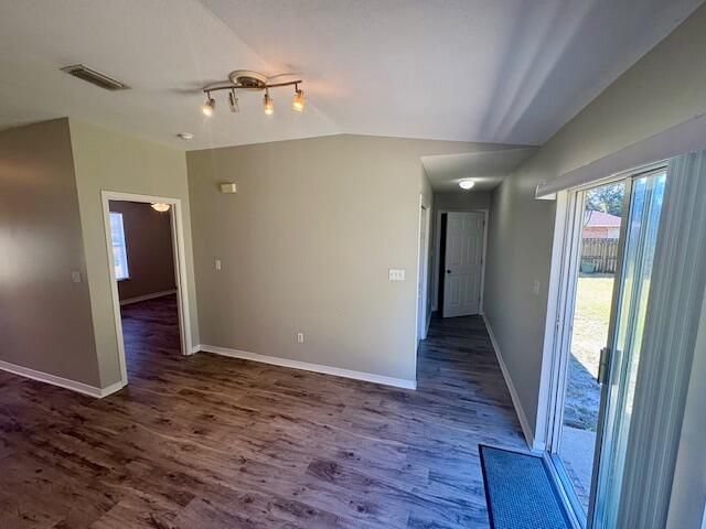 2027 Las Vegas Trail, Navarre, FL 32566