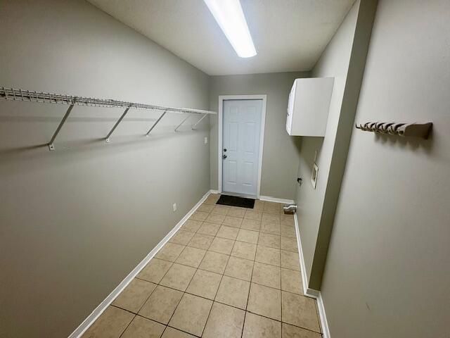 2027 Las Vegas Trail, Navarre, FL 32566