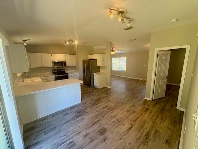 2027 Las Vegas Trail, Navarre, FL 32566