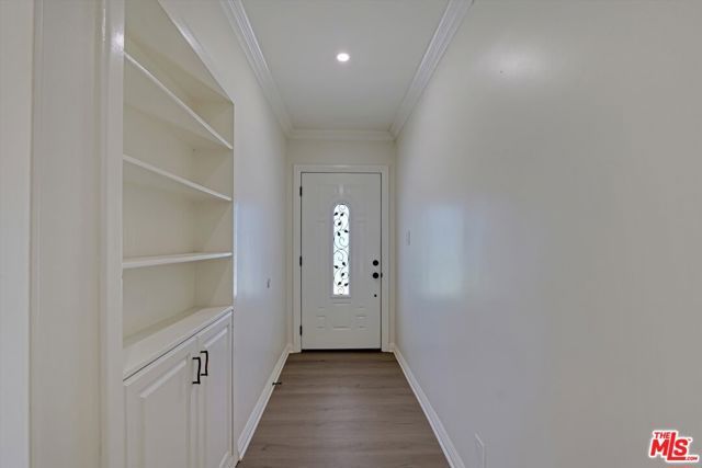 7026 Colbath Avenue, Van Nuys (los Angeles), CA 91405