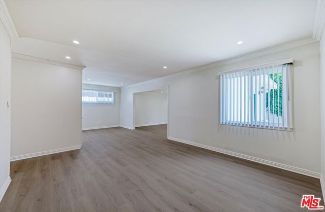 7026 Colbath Avenue, Van Nuys (los Angeles), CA 91405