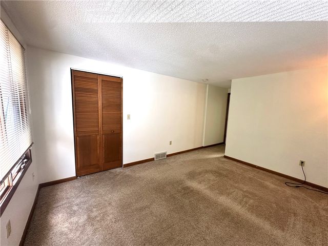 4745 Chestnut Ridge Road 8, Amherst, NY 14228