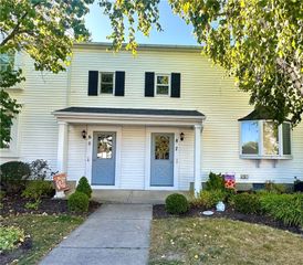 4745 Chestnut Ridge Road 8, Amherst, NY 14228