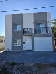 2702 Grove St, National City, CA 91950