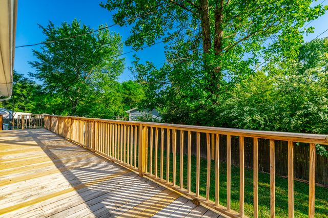 25 S Jenkins Road, Chickamauga, GA 30707