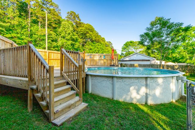 25 S Jenkins Road, Chickamauga, GA 30707