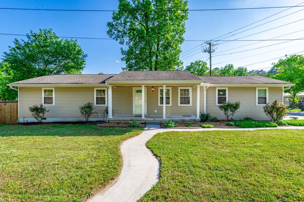 25 S Jenkins Road, Chickamauga, GA 30707