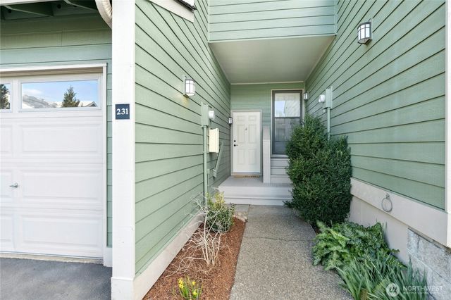 231 NW Shepard Way, Bainbridge Island, WA 98110