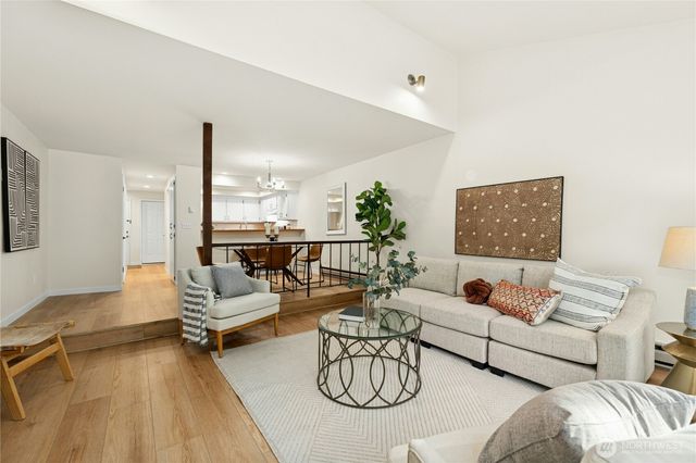 231 NW Shepard Way, Bainbridge Island, WA 98110