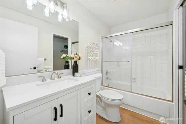 231 NW Shepard Way, Bainbridge Island, WA 98110