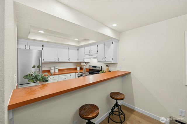 231 NW Shepard Way, Bainbridge Island, WA 98110