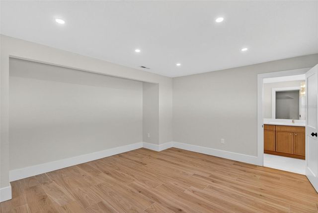 1713 CONNECTICUT AVENUE NE, St Petersburg, FL 33703