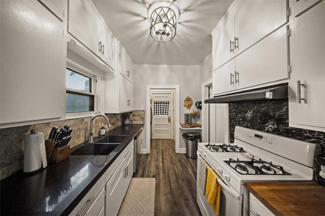 3224 Barber Avenue, Kansas City, KS 66106