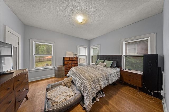 3224 Barber Avenue, Kansas City, KS 66106