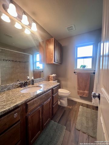 1729 Vista View, Pleasanton, TX 78064
