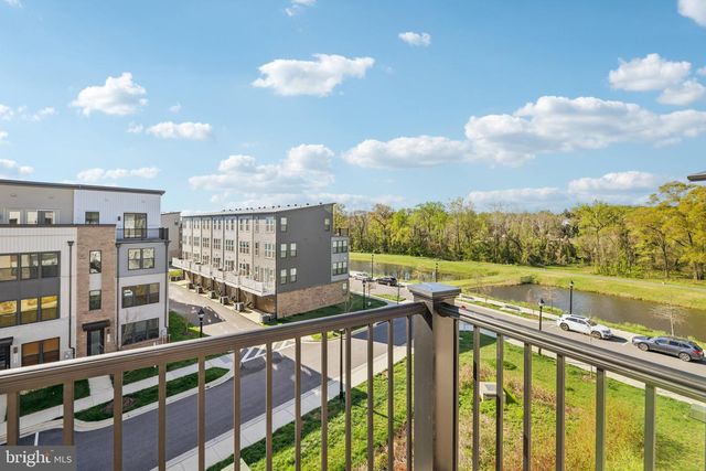 5600 HYATTSVILLE DR, Hyattsville, MD 20782