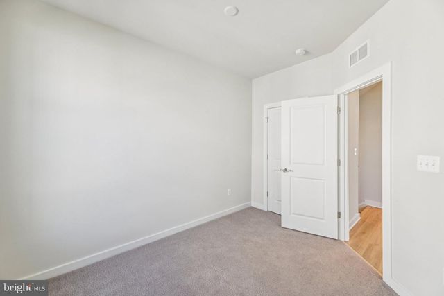 5600 HYATTSVILLE DR, Hyattsville, MD 20782