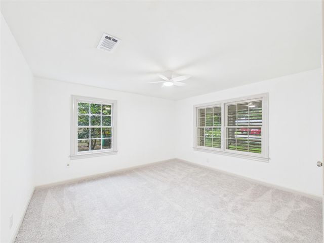 2610 S Crockett Street, La Marque, TX 77568