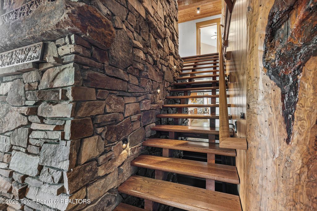 14925 S MCCOY Road, Jackson, WY 83001 photo 33