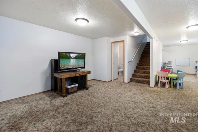 3237 Highlawn Drive, Twin Falls, ID 83301