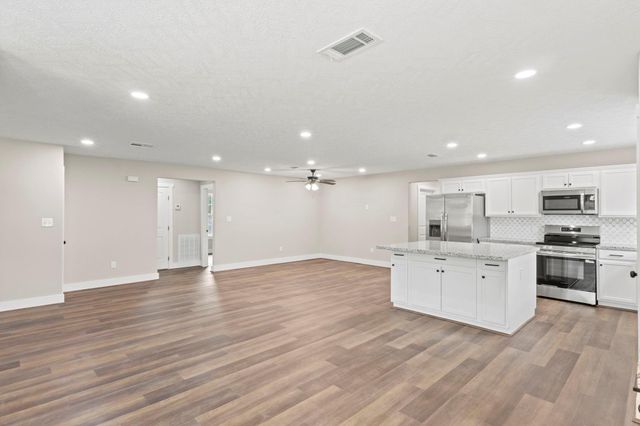 2357 Neyland Road, Silsbee, TX 77656