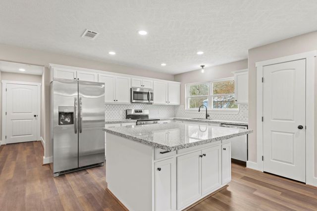 2357 Neyland Road, Silsbee, TX 77656