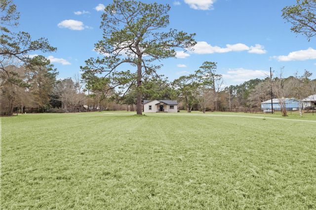 2357 Neyland Road, Silsbee, TX 77656