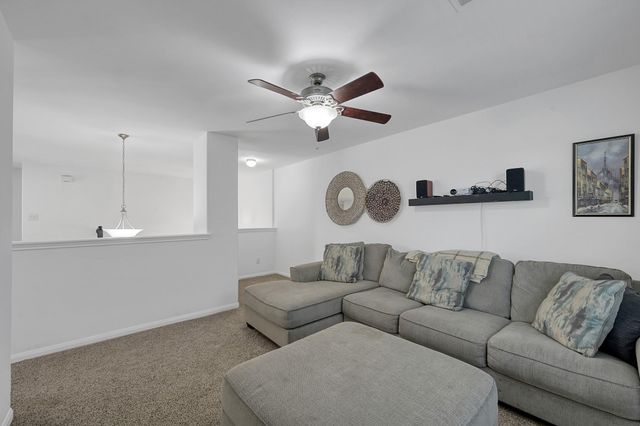 204 Lake Estates Drive, Montgomery, TX 77356