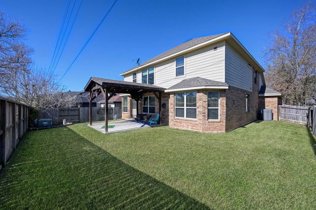 204 Lake Estates Drive, Montgomery, TX 77356