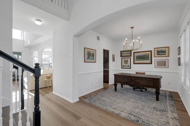 204 Lake Estates Drive, Montgomery, TX 77356