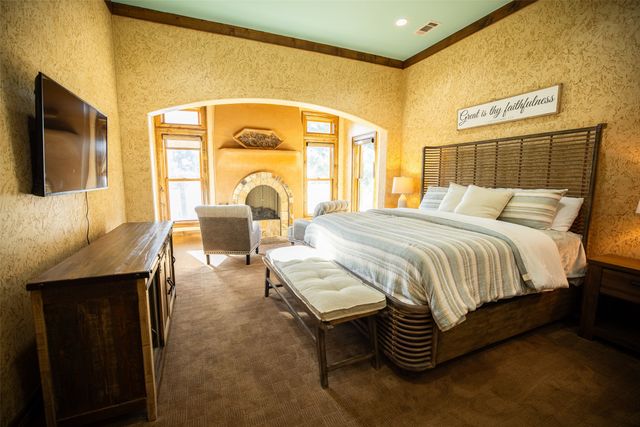 450 South Loop 7, Athens, TX 75751