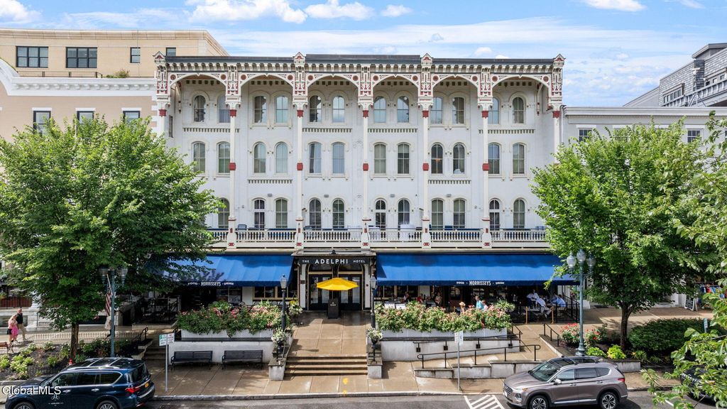 19 Washington Street 354 B3, Saratoga Springs, Inside, NY 12866