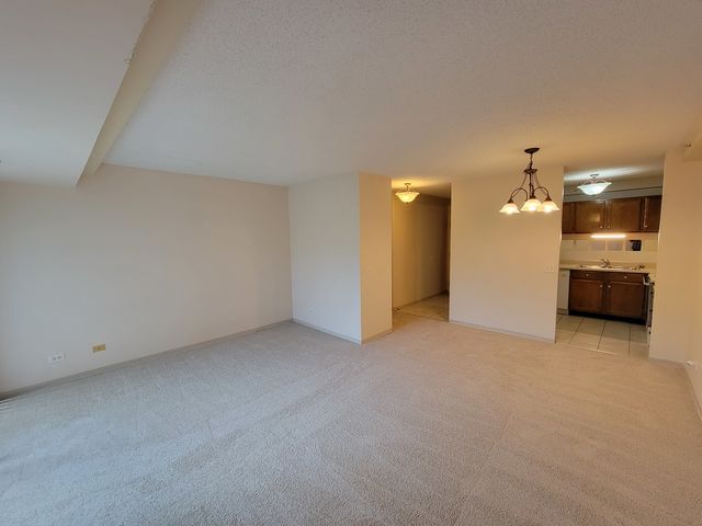 1800 Huntington Boulevard AE615, Hoffman Estates, IL 60169