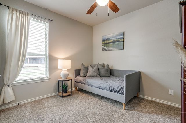 1615 Sanger Drive, Springtown, TX 76082