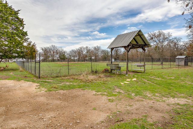 1615 Sanger Drive, Springtown, TX 76082