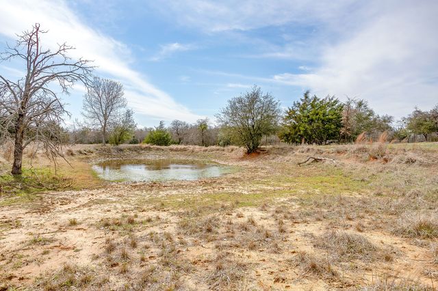 1615 Sanger Drive, Springtown, TX 76082