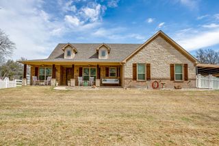 1615 Sanger Drive, Springtown, TX 76082