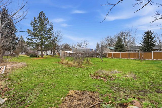 8915 E Cataldo Ave, Spokane Valley, WA 99212