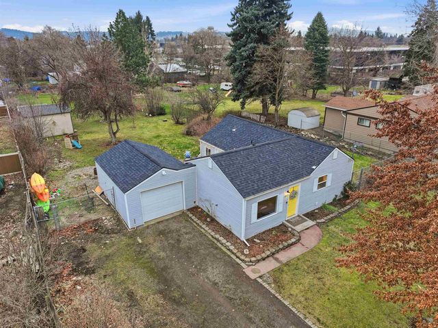 8915 E Cataldo Ave, Spokane Valley, WA 99212