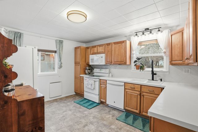 8915 E Cataldo Ave, Spokane Valley, WA 99212