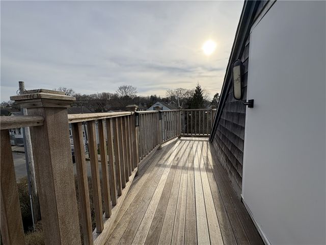 24 Houston Avenue, Newport, RI 02840