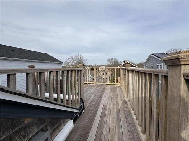 24 Houston Avenue, Newport, RI 02840