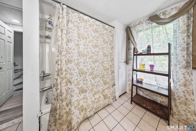 32 Greenwood Street, New Britain, CT 06051