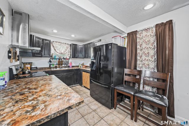 32 Greenwood Street, New Britain, CT 06051