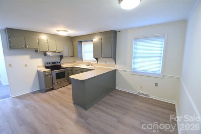2510 Briar Oak Drive, Gastonia, NC 28052