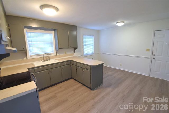 2510 Briar Oak Drive, Gastonia, NC 28052